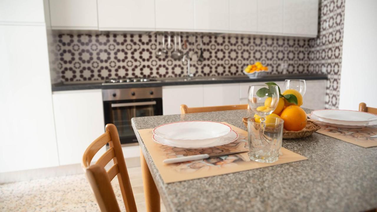 Appartamenti Melograno E Fico Loculi Exterior foto